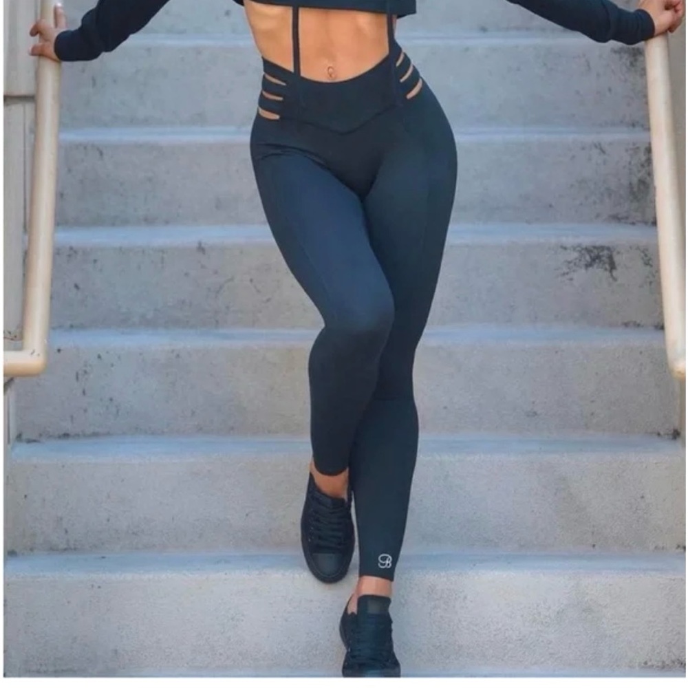 Bombshell sportswear Savage Black High-Waisted Cut Out Women's Leggings